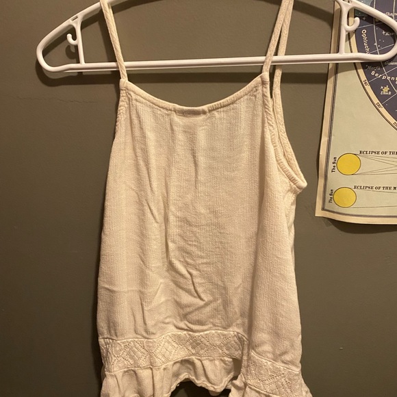 💟 3 FOR $20 💟 flowy summer top - Picture 3 of 3